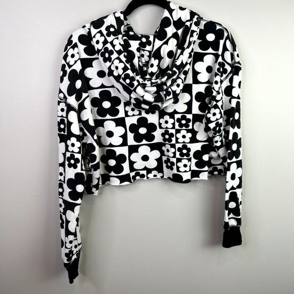 Wildfable black white 70s daiseys crop pull over size‎ medium - Picture 7 of 7